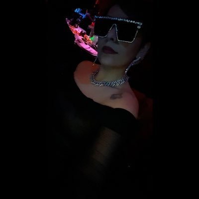 AyLola's profile picture. Makeup Artist. Creative. Unfiltered. Loved. Spontaneous. Fun. Smart. No Regrets. Messikan. Damgerous(c)TM.