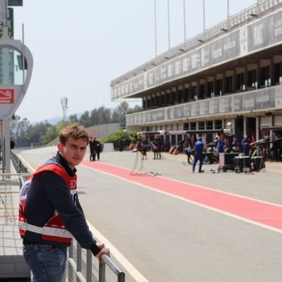 Somewhere in the paddock. rt≠endorsement. Just information.
https://t.co/wwBcg6yNA3