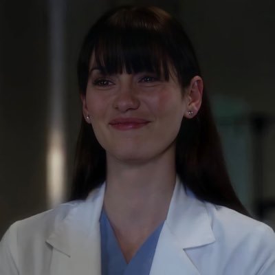 nathstudies_'s profile picture. 🫀𓂃 diário de uma medbulanda