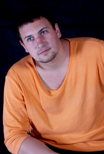 vetalixxx's profile picture. Жизнь слишком коротка, чтобы тратить её на безопасное извлечение флешки!