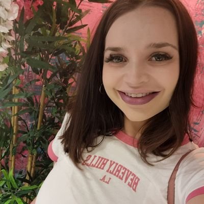 Lilly__Pinkk Profile Picture