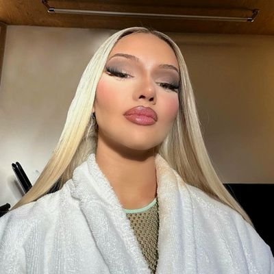 DaniiiiDavid's profile picture. kisses auf mein neck