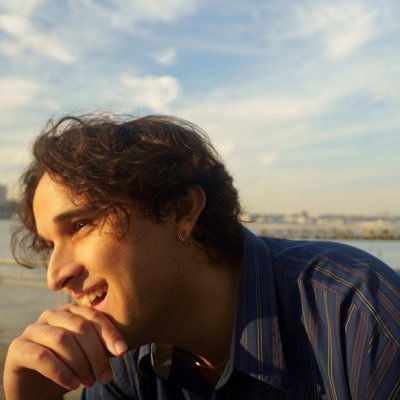 krishna_cant's profile picture. musician // any pronouns
Krishna Canning wherever u listen to music