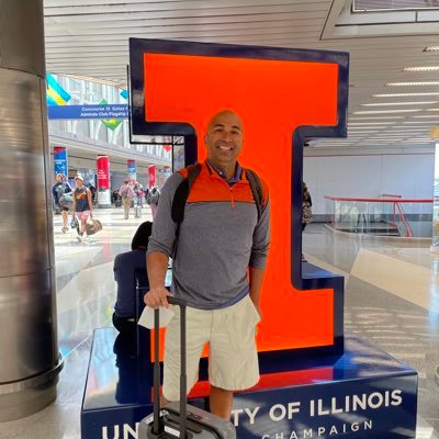 Radiologist. Illini Fan.