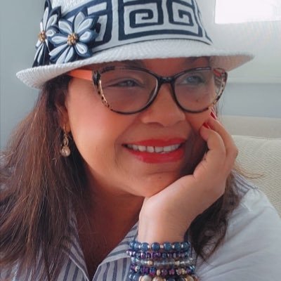 Sandra T de Moreno Profile