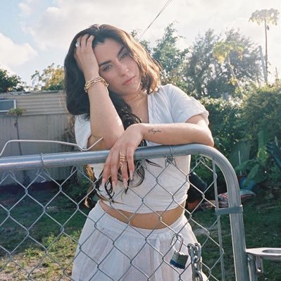 thecovencat's profile picture. 