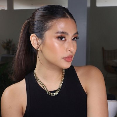 your history doesn’t determine your destiny. 🌻 @premsbybea_ @acadpartners_