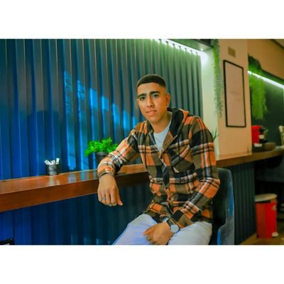 EslmeA's profile picture. محاسب
