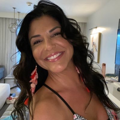 TheTiffanyWalls's profile picture. Loud. Passionate. Alive.