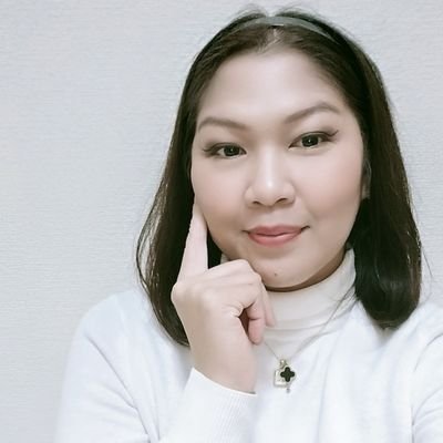 I'm an Online Business Ower.I inspire.I help people start their own digital business by mentoring them how to become Independent CEOs & have compelling visions.