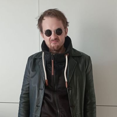 Juri_Bark's profile picture. Komikerin