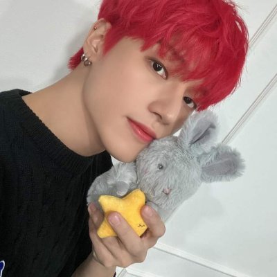 Wooyo is my safe place
Cyberpunk mi canción
Wooyo Fresita te lloraré los próximos mil años
Woosan cuidando bebitos :(((