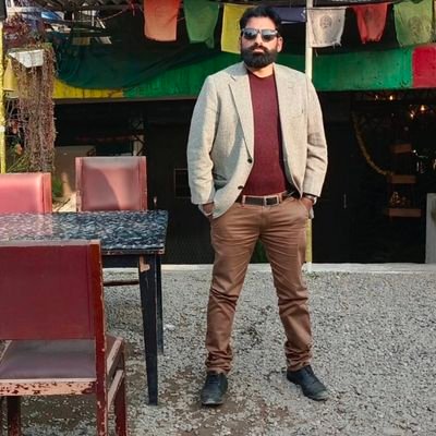 working for humanity , doing different kinda work for the society, after serving in corona ,presently working eye donation awareness misson across the world