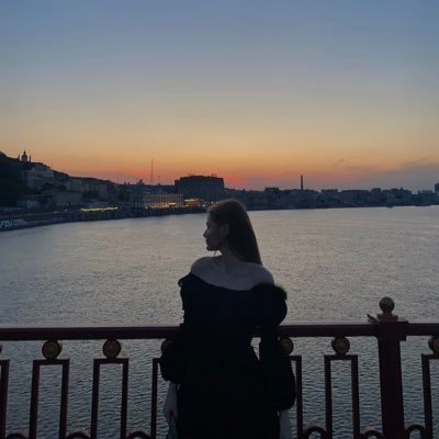 oleterotwo's profile picture. BEAR MARKET BUYER and @y00tlist scholarship! Community maxi in web3. Grinding for that bag; here for the art too.