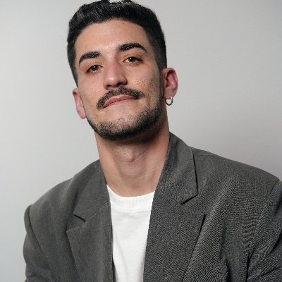 Giornalista 
Curioso e battagliero. Mi piace dar voce a chi non può parlare per sé.
Attivista Lgbt+. A Milano ma con il cuore a Roma

IG: francescocastagnae