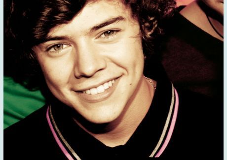 We're just 2 teenage girls that are DTF Styles...