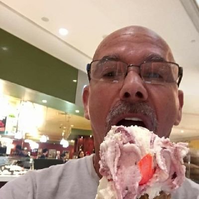 SchoberA01's profile picture. Let's Heal the World 🌎