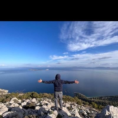 Iakovosdoukissa's profile picture. 💯💯💯💯