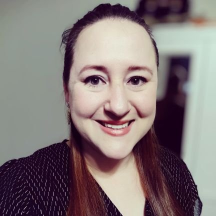 Writer of NA,YA and MG #SF #F. There's no such thing as too much chocolate or too many horror films. She/her. #writingcommunity #amquerying