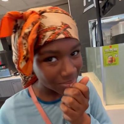 352_zeze's profile picture. 