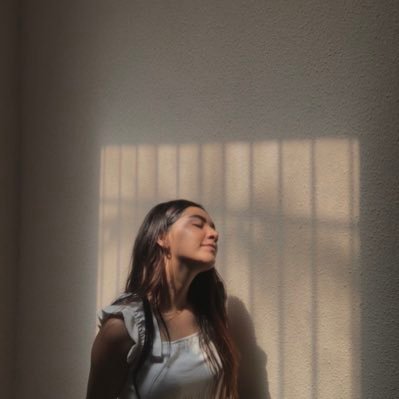 un mismo sol y mil atardeceres por descubrir.✨