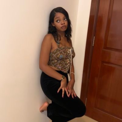 akutnawi's profile picture. when you feel like criticising someone, remember that all the people in this world haven’t had the advantages that you have had -Nick Carraway, the Great Gatsby