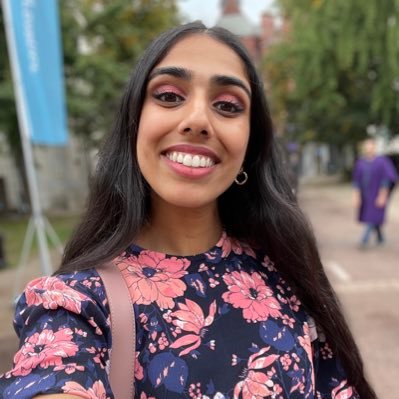 Graduate medicine student 🩺👩🏽‍⚕️ at Birmingham Uni, BMJ Sharp Scratch, bank hospital pharmacist (UCLH), MPharm (Durham Uni) + ED recovered - She/her🙋🏽‍♀️💊