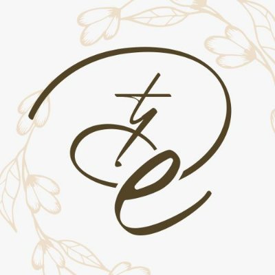 designenchanted's profile picture. Design Studio with artist background. This studio gave me a chance to present my work on a greater platform and I truly appreciate all the support & love :)