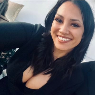 carmenrenay's profile picture. IG: @carmenrenay