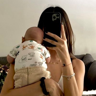 bbdalgo's profile picture. @sabina + enzo = safe place 💌