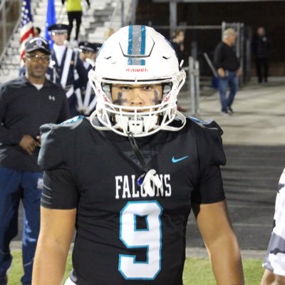 C/O 2024 Athlete MLB/OLB/Fullback 5’8 195LBS Jensen Beach Highschool email:jaiden.ospina2005@gmail.com GPA:3.5