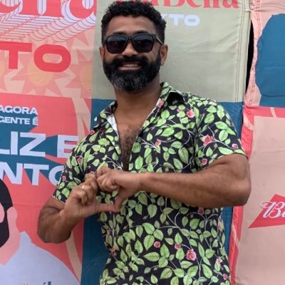 paivatiago19's profile picture. Estou aqui para ler sobre temas políticos (tudo é política).