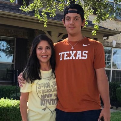 tatrinidad's profile picture. ✝️👩‍❤️‍👨👩‍👦‍👦⚾️🏃🏻‍♀️🐶🤘🏼🦩🍹🏝☀️✌🏼☮️♒️🌊