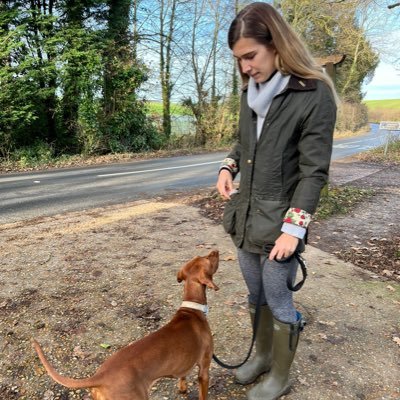 Dog behaviour & welfare researcher @dogstrust. PhD @savsnet. Interested in impact of human interactions on 🐶wellbeing. @UoLScience grad. All views own. She/her