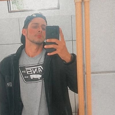 AirtonNogueir16's profile picture. •trust no one•