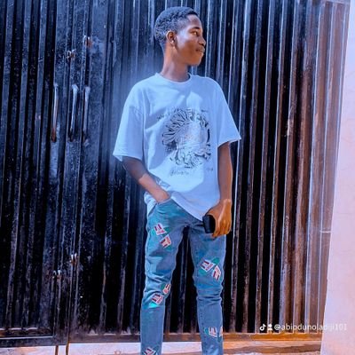 OladijiAbiodun1's profile picture. I am a barber 💈 💫