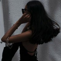 alexa (@glossiesbae) 's Twitter Profile