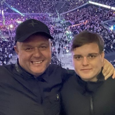 husband ,father to 3 diamond kids Sunderland mad Loving house music since 91,in all its different forms,in the beginning there was jack and jack had a groove dj