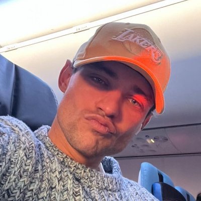 thomas doherty updatesさんのプロフィール画像