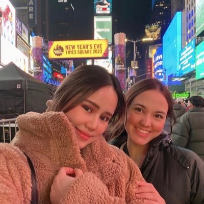 susanaaval's profile picture. ❤️❤️❤️