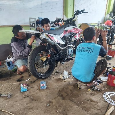 AhmadRuding's profile picture. 