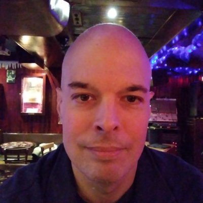libphil_'s profile picture. Écologiste pragmatique, hockey, baseball, bisexuel mais je mêle pas la politique à ça.