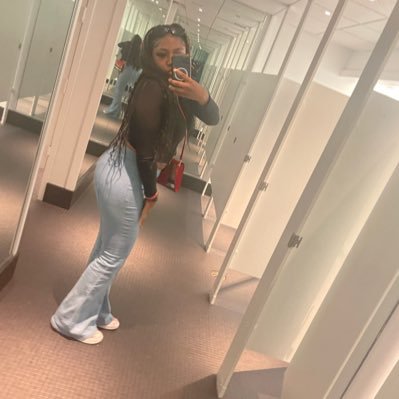 ecsu23 | DST | insta: picsofpaiges