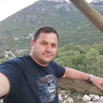 rizabayar4281's profile picture. 