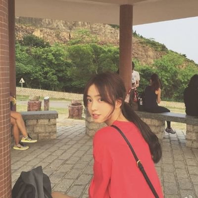 FeongW's profile picture. 