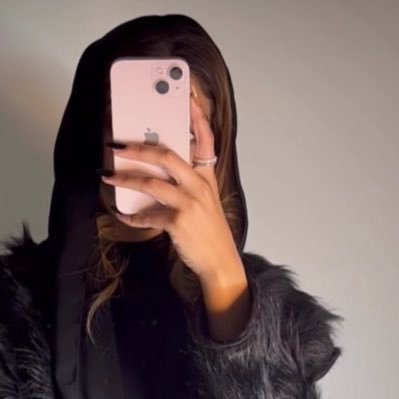 rz98a's profile picture. 