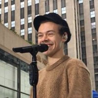 nora 🌻 (@littlefreaknora) 's Twitter Profile