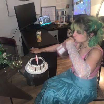 barafroukhte's profile picture. they/she/it