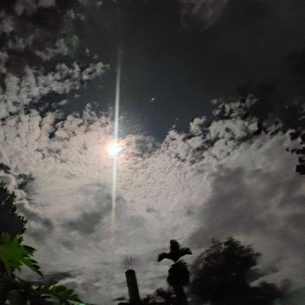 Research Scholar at IISER-Pune.
अपनों के साथ वक्त का पता नहीं चलता, लेकिन वक्त के साथ अपने का पता चल जाता है ...