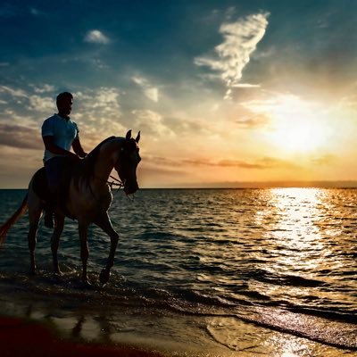 MQwaqneh's profile picture. اللهم ارحم ارواحا رحلت وما اكتفت قلوبنا من حبها واجعل اللهم الجنة دارهم ومقرهم.🤲